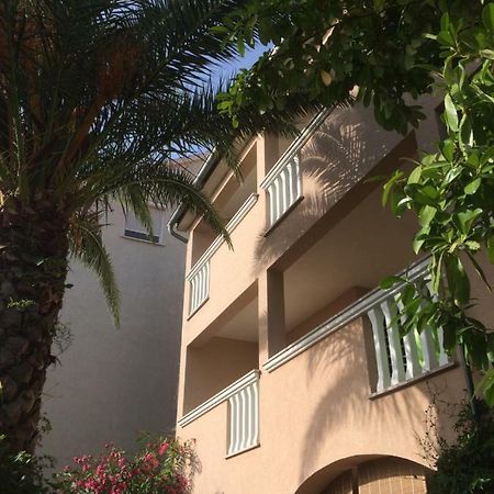 Apartmani Svit ザダル エクステリア 写真