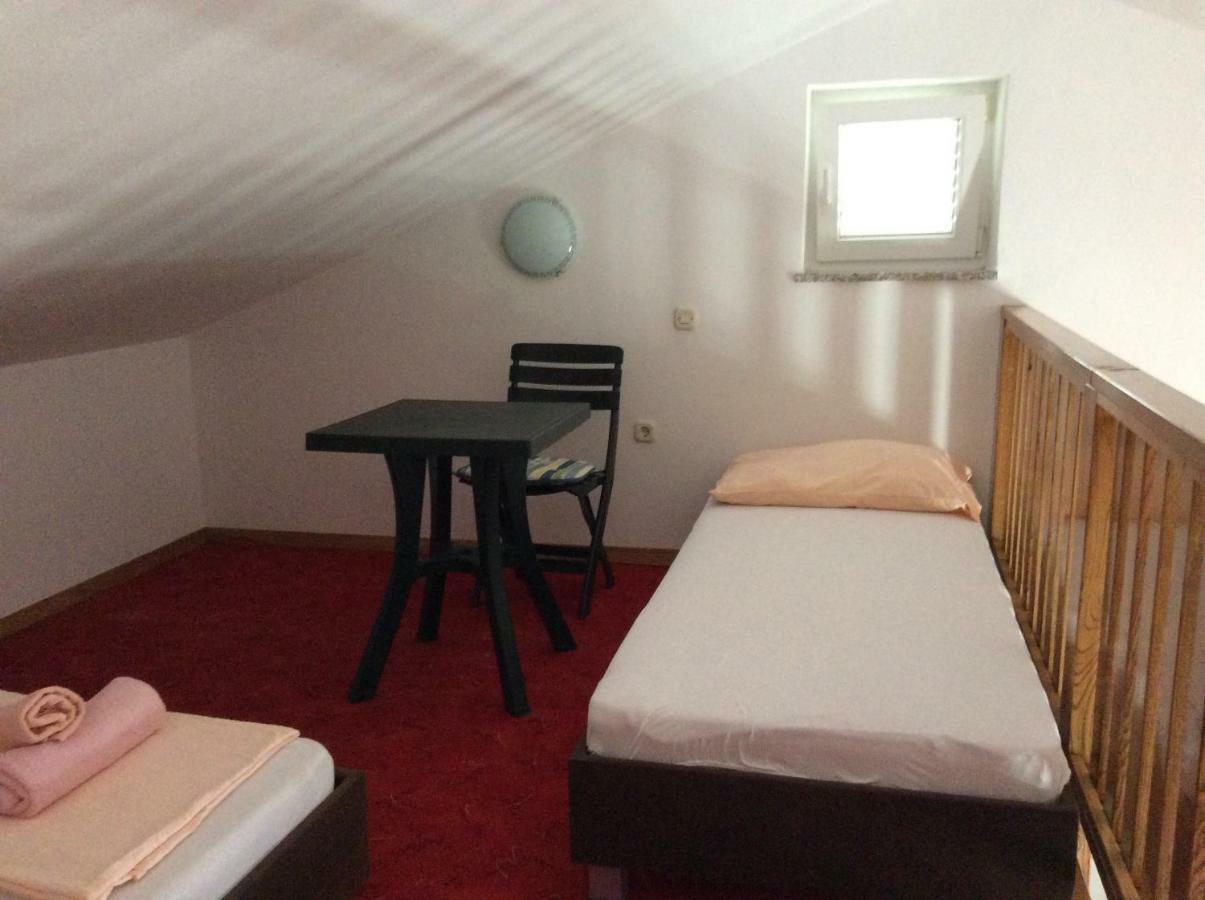 Apartmani Svit ザダル エクステリア 写真